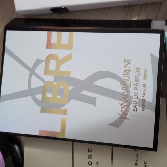 Self Love Body Care Bundle - Victoria's Secret And More - Picture 3 of 10